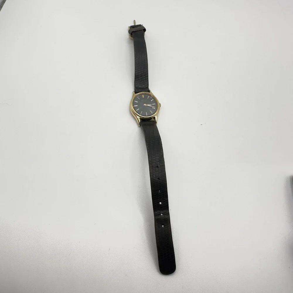 Vintage Seiko Womens Gold 20mm Case Quartz‎ Watch Leather Band -Working